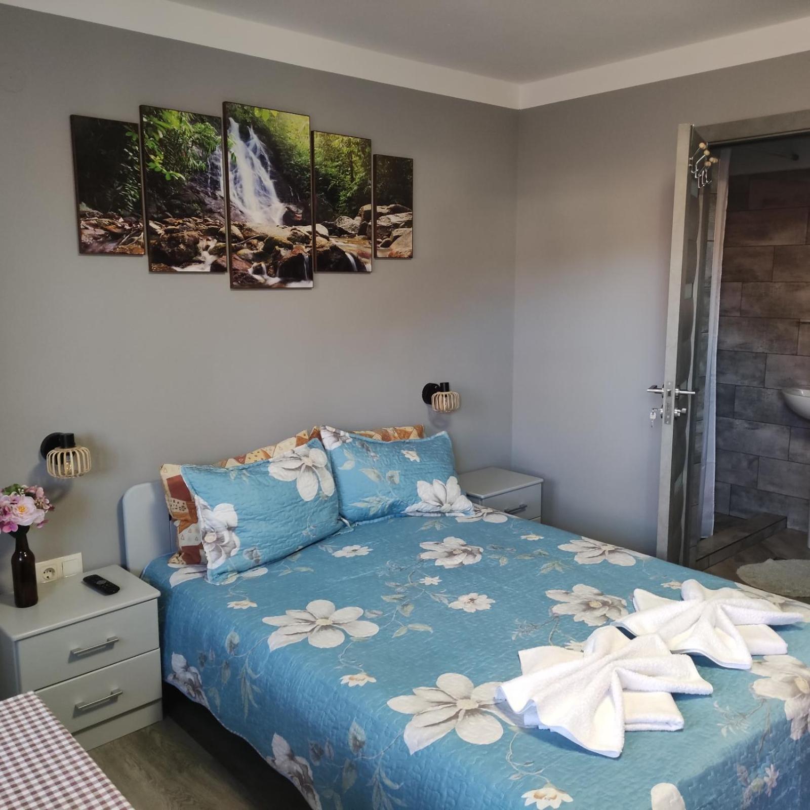 Kovacs Guesthouse プライド エクステリア 写真