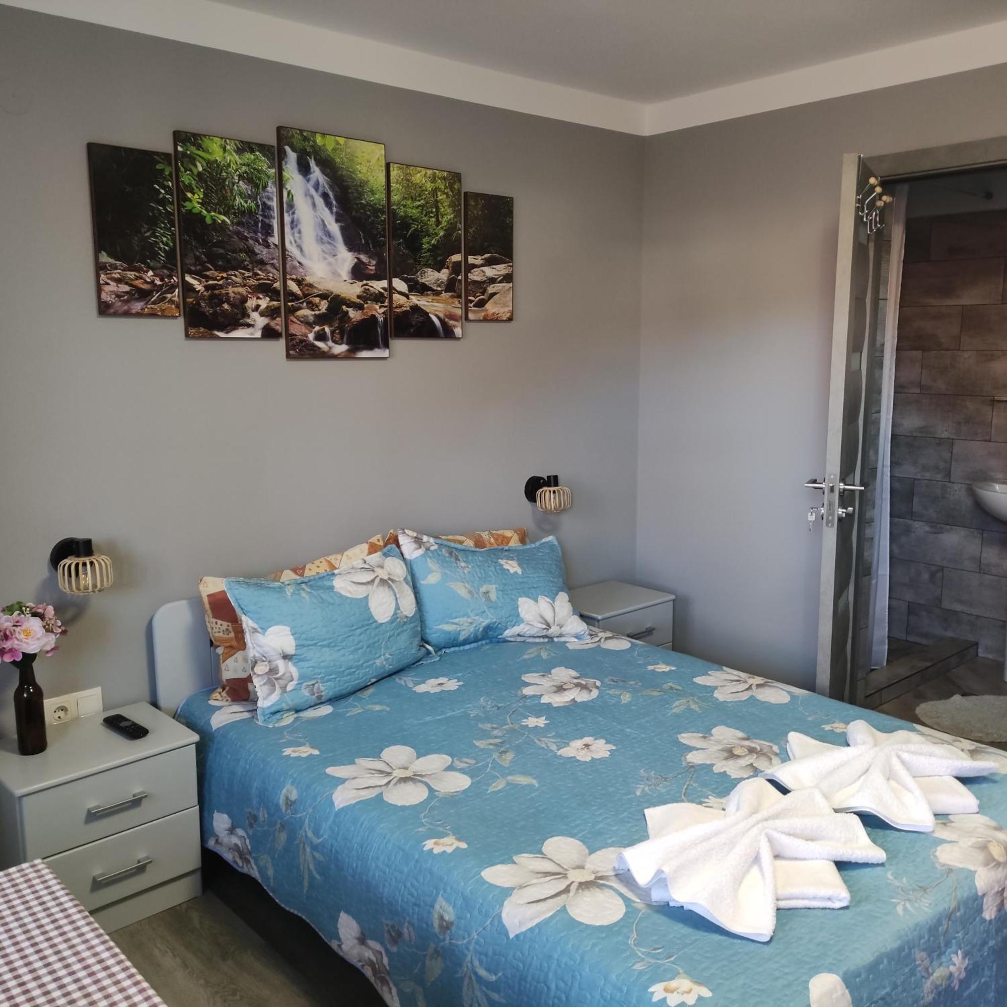 Kovacs Guesthouse プライド エクステリア 写真