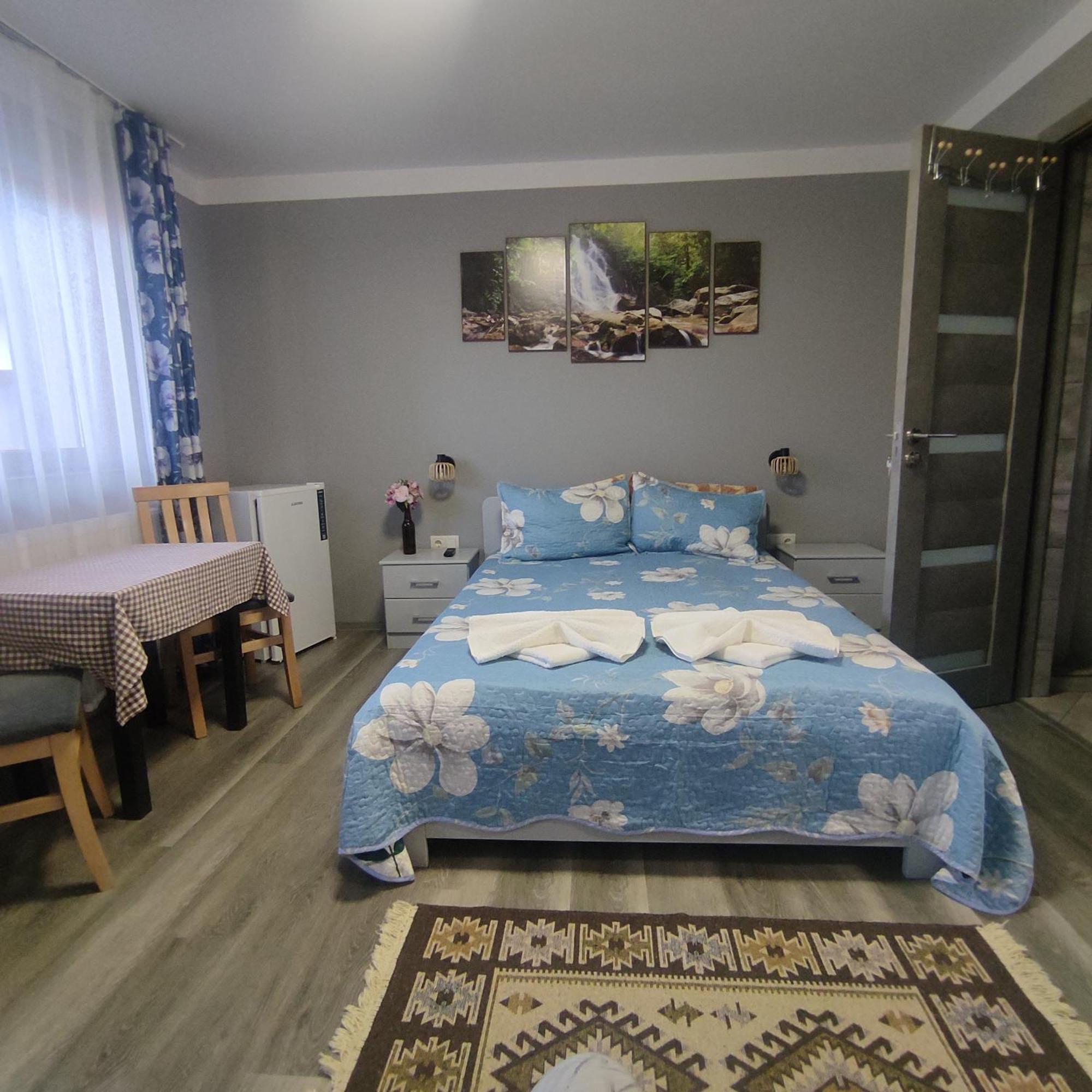 Kovacs Guesthouse プライド エクステリア 写真