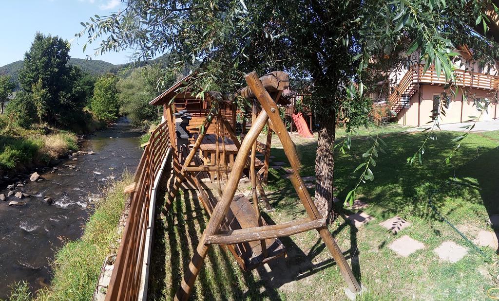 Kovacs Guesthouse プライド エクステリア 写真